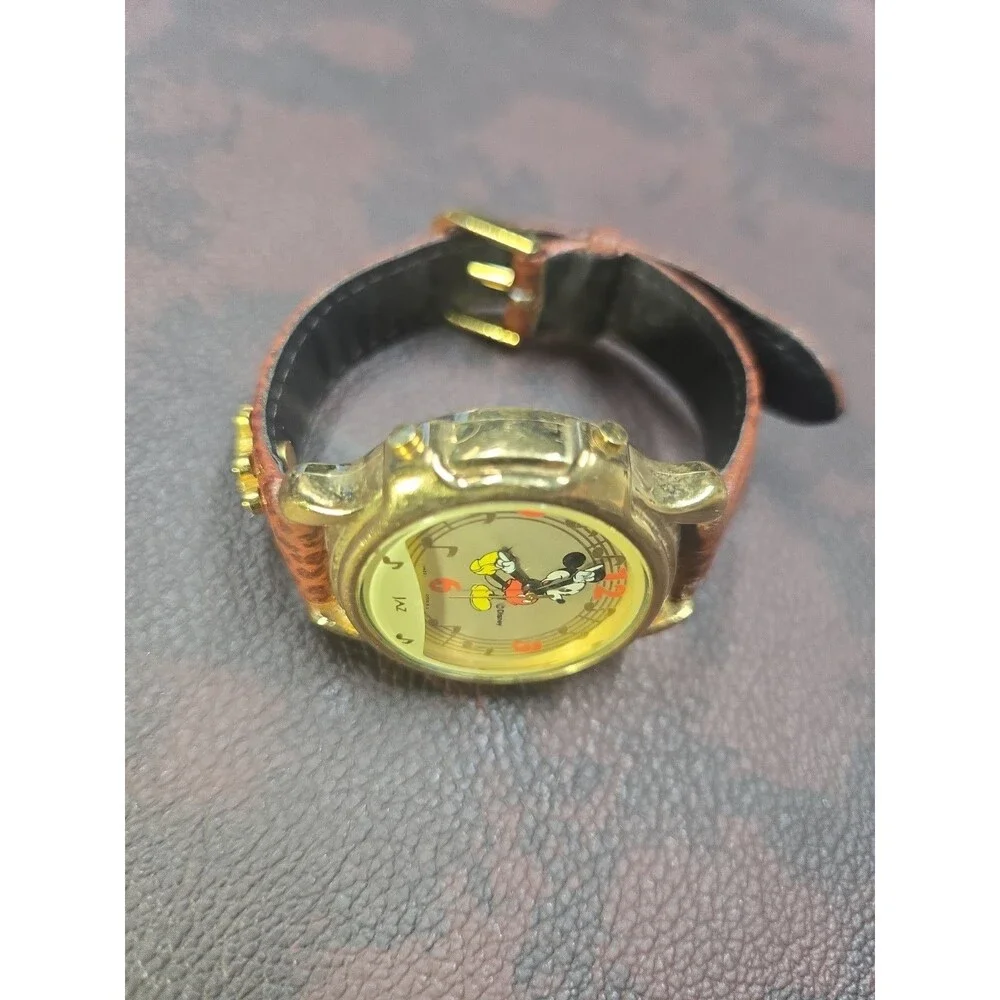 Vintage Rare 80s Mickey Mouse Watch With Melody Function V422-0030